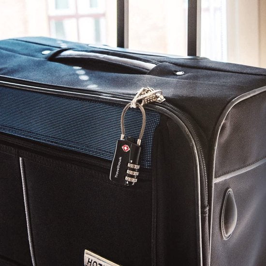 tsa reisslot travelhawk bevestigd aan koffer