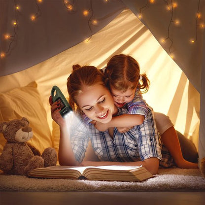 Close-up van Travelhawk zaklamp opwindmechanisme en knop