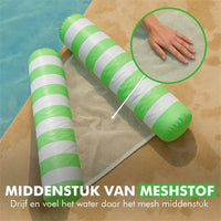 Set van twee Travelhawk waterhangmatten in zwembad