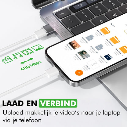 Travelhawk adapter aangesloten op USB-C telefoon met USB-A kabel