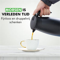 Travelhawk thermoskan in gebruik met koffie