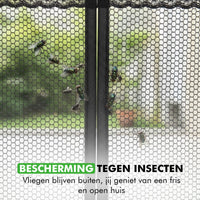 detail magnetische sluiting vliegengordijn deurhor
